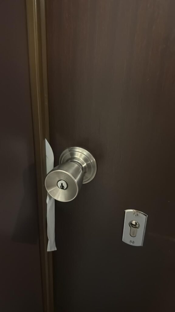 Porte claquée Bruxelles